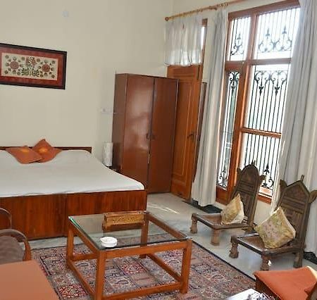 Sandy'S Homestay Dzsammu Kültér fotó