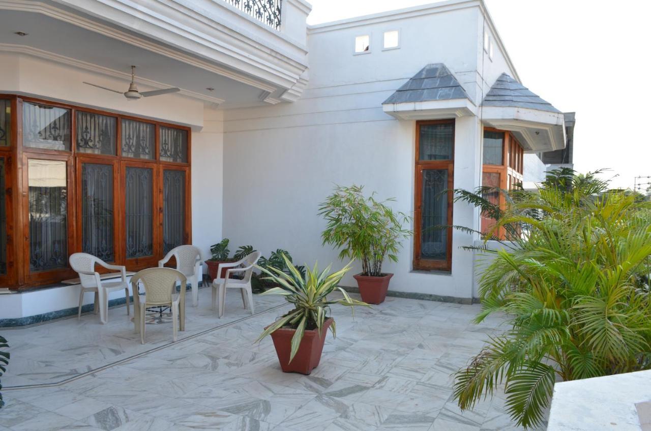 Sandy'S Homestay Dzsammu Kültér fotó